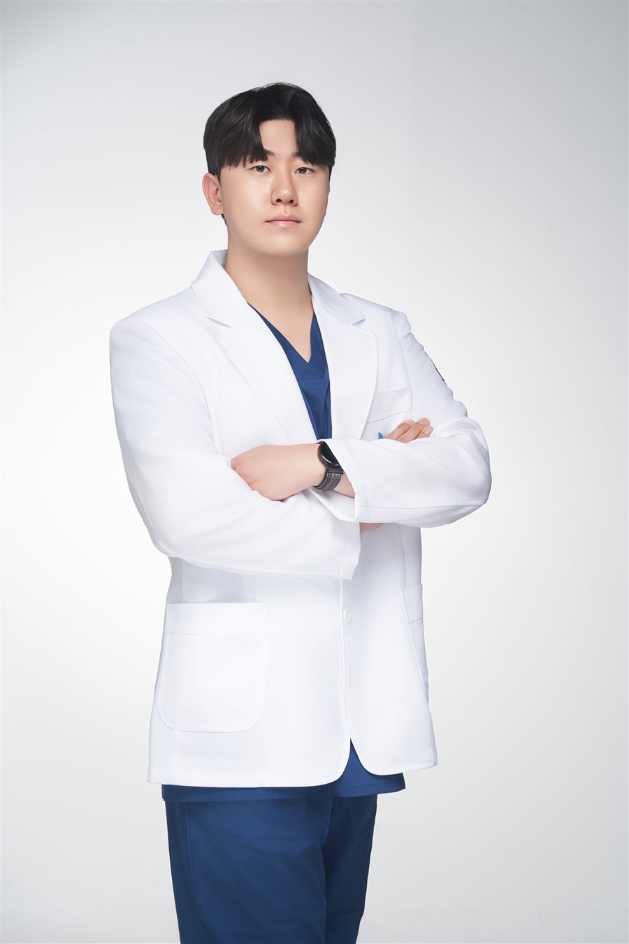 전성윤 원장 · 통합치의학과 전문의